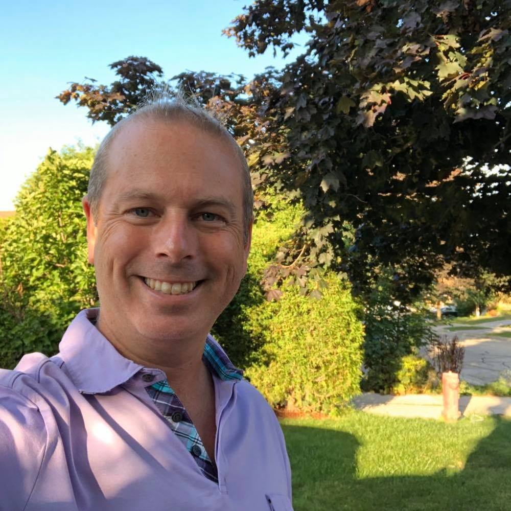 Meet your Posher, Adam
